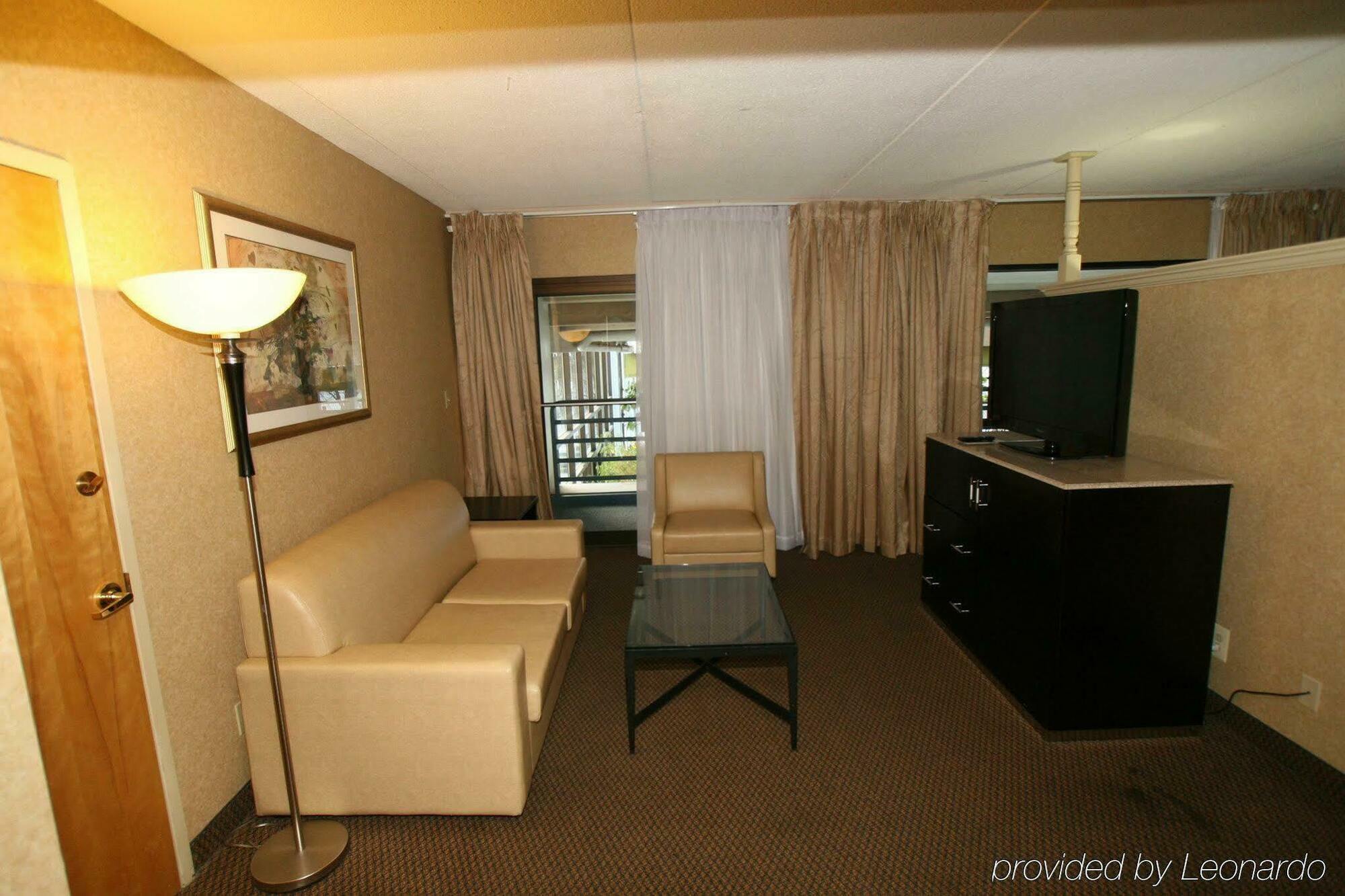 Hotel Liyo 3*